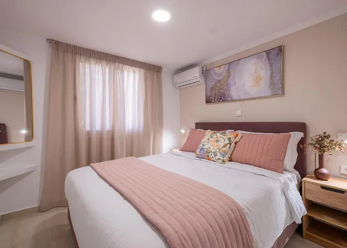 Natura With Pool For 8 - Private, Luxury * Τολό