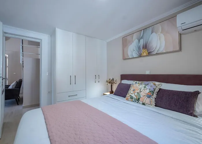 Βίλα Natura With Pool For 8 - Private, Luxury