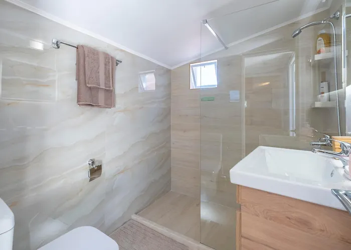 Natura With Pool For 8 - Private, Luxury Βίλα Τολό