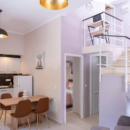 Βίλα Natura With Pool For 8 - Private, Luxury Τολό