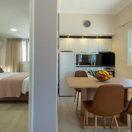 Natura With Pool For 8 - Private, Luxury Βίλα Τολό