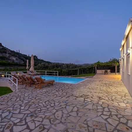 Natura With Pool For 8 - Private, Luxury فيلة تولو
