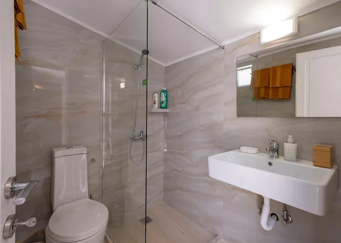 Natura With Pool For 8 - Private, Luxury Tolón