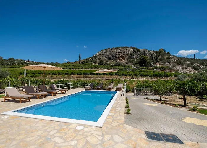 Natura With Pool For 8 - Private, Luxury Villa